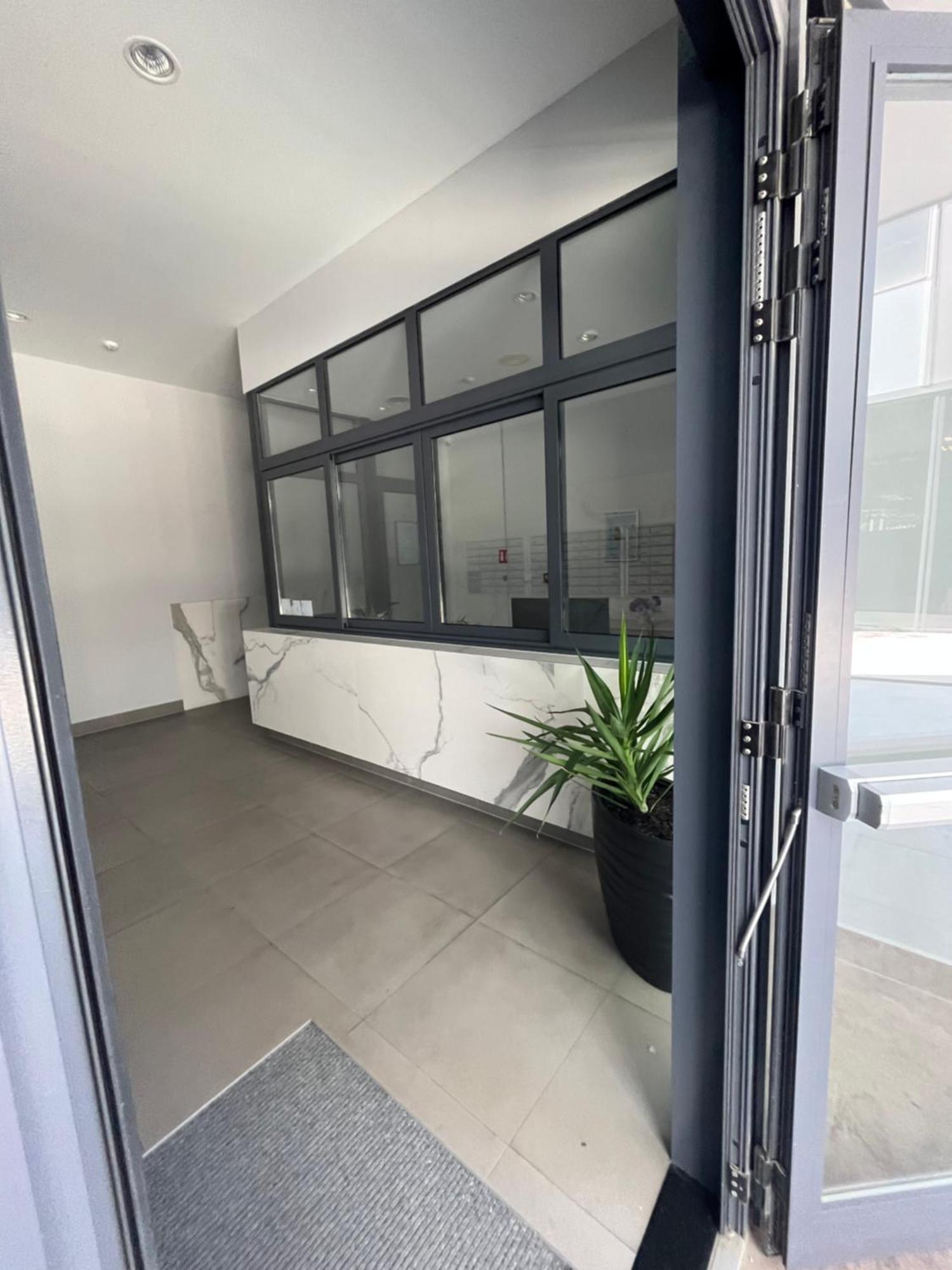 Iris Apartment Private Parking 斯普利特 外观 照片